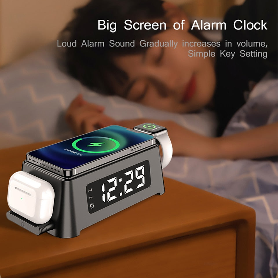 4 in 1 wekker oplaadstation - Laad al uw apparaten tegelijkertijd op - docking station met LED verlichting en digitale klok - QI draadloze oplader voor iPhone, Samsung, Airpods, Galaxy Buds &amp; AppleWatch