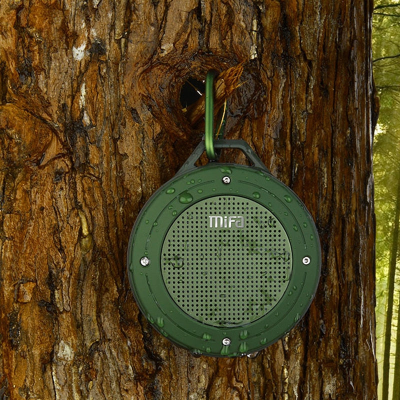 Bluetooth speaker - draagbare speaker - waterdicht met haak - handig op het strand, camping, buitensporten - ingebouwde microfoon