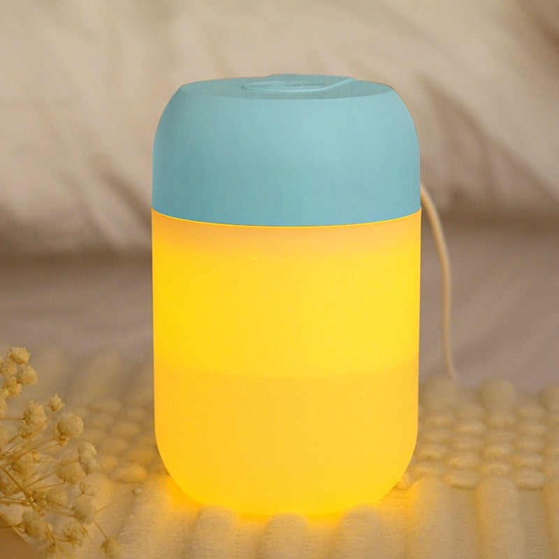 Mini Aroma diffuser - 3 in 1 - aroma verspreider/luchtbevochtiger/led lamp - heerlijke geuren in uw huis - mooie led lamp - zuinig in energieverbruik
