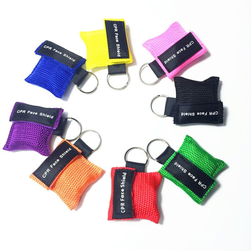 Sleutelhanger met CPR masker - Kiss of life - reanimatiemasker groen - CPR face Shield - Sleutelhanger Verschillende Kleuren - 5cm - CPR Masker met Wegwerp Beademingsmasker