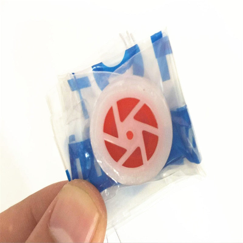 Sleutelhanger met CPR masker - Kiss of life - reanimatiemasker groen - CPR face Shield - Sleutelhanger Verschillende Kleuren - 5cm - CPR Masker met Wegwerp Beademingsmasker
