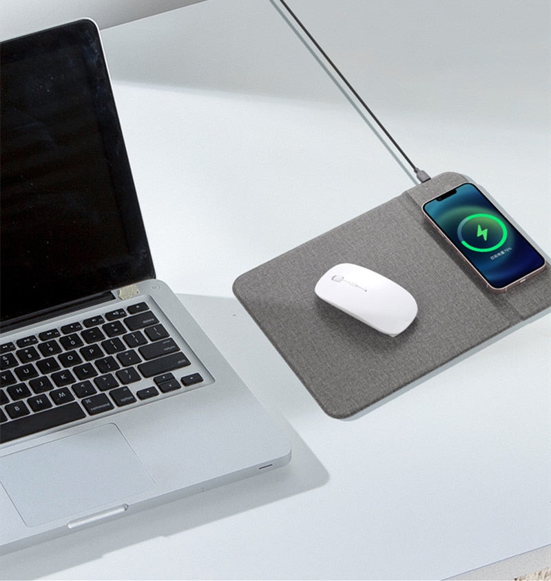 Muismat met super snelle draadloze telefoonlader - altijd uw opgeladen telefoon binnen handbereik