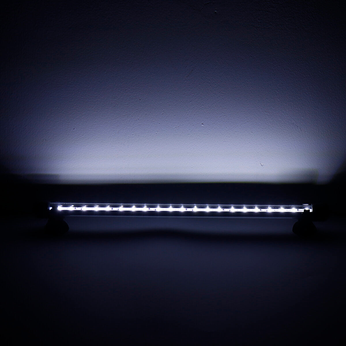 onderdompelbaar led-aquariumlicht. tanklicht met timer-dimfunctie. 3 lichtmodi dimbaar blauw en wit en wit-blauw eu-stekker