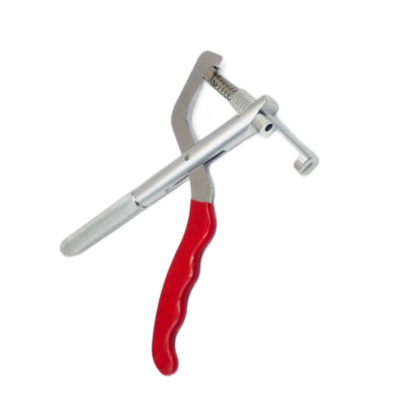vouwsleuteltang met splitpen. in de hand gehouden tang voor het verwijderen van riem. tang voor het verwijderen van riem