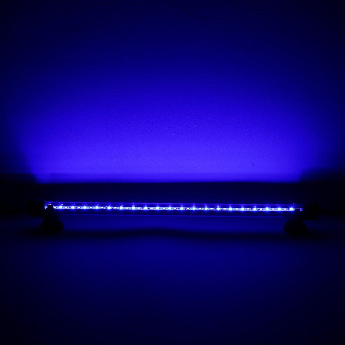 onderdompelbaar led-aquariumlicht. tanklicht met timer-dimfunctie. 3 lichtmodi dimbaar blauw en wit en wit-blauw eu-stekker