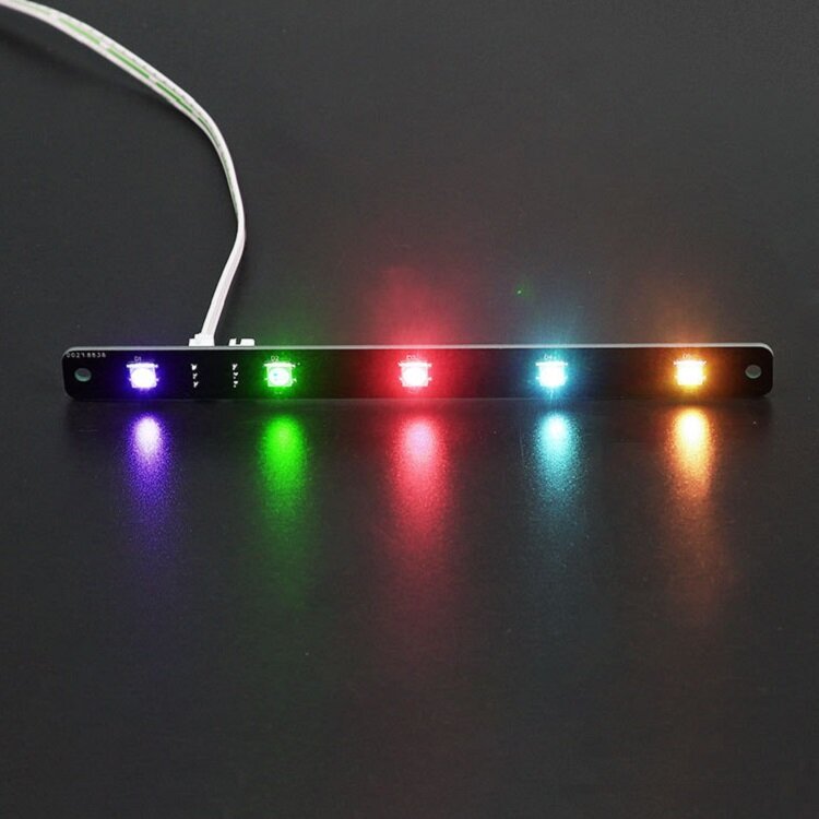 programmeerbare rgb-lichtstrip-uitbreidingskaart colorful led-module ondersteunt cascading colorful driekleurige lichtstrip